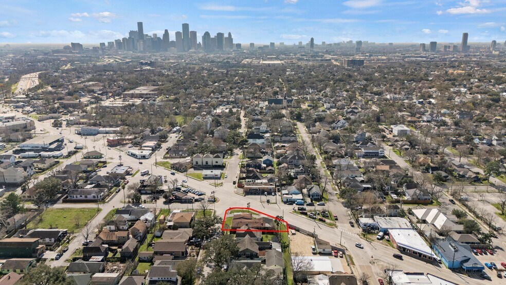 4110 N Main St, Houston, TX à vendre - Photo de l’immeuble – Image 3 sur 19