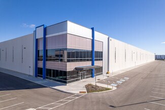 Plus de détails pour 10 Newkirk Crt, Brampton, ON - Industriel/Logistique à louer
