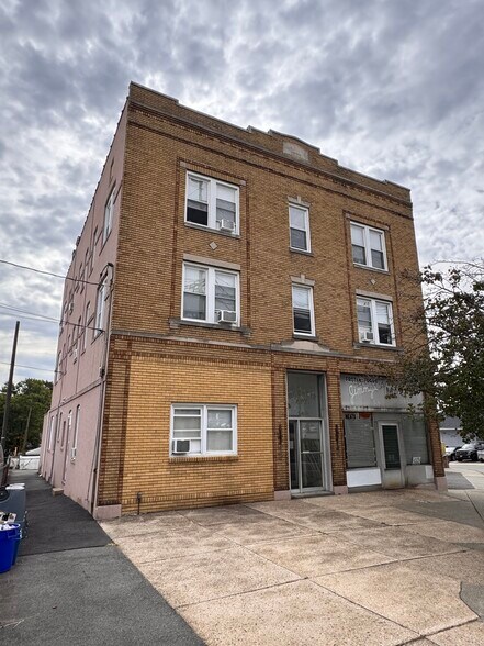 140 Rt-7, Nutley, NJ à vendre - Photo de l’immeuble – Image 3 sur 17