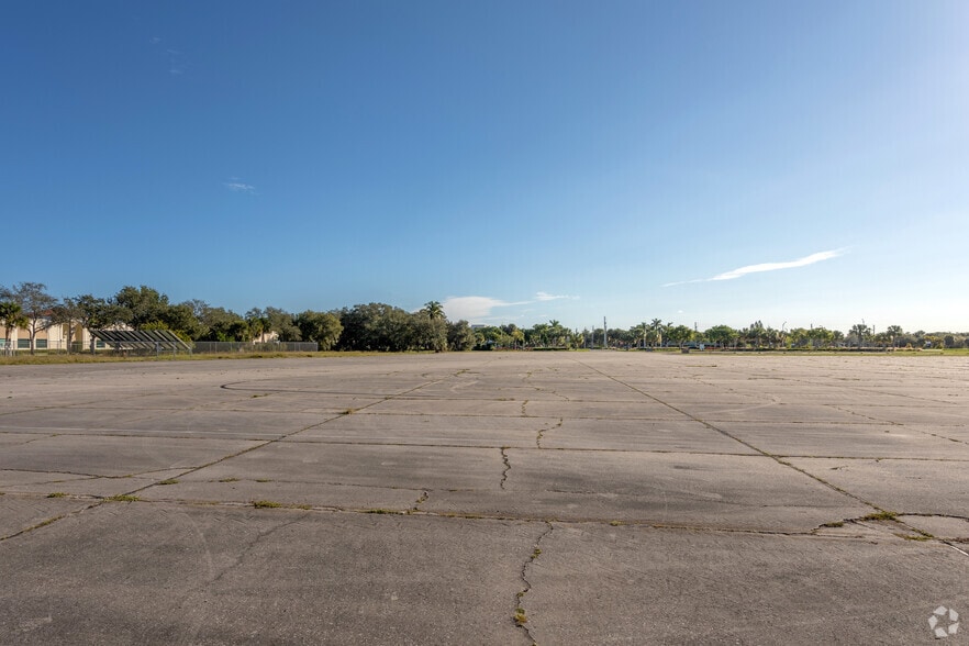 FAU Blvd, Boca Raton, FL à vendre - Aérien – Image 3 sur 6