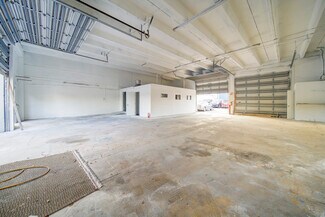 Plus de détails pour 4711 W Hallandale Beach Blvd, Hollywood, FL - Local commercial à louer