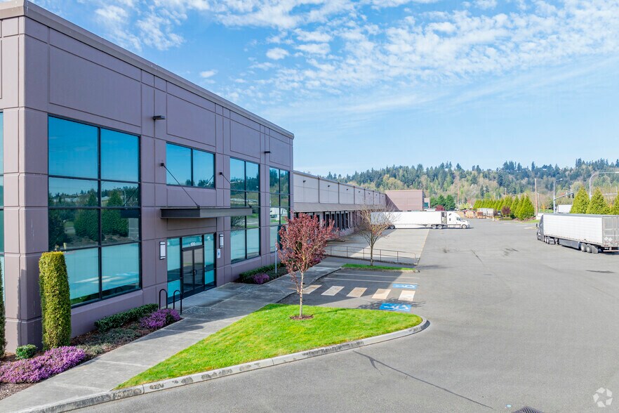 14000 24th St E, Sumner, WA à louer - Photo de l’immeuble – Image 2 sur 6