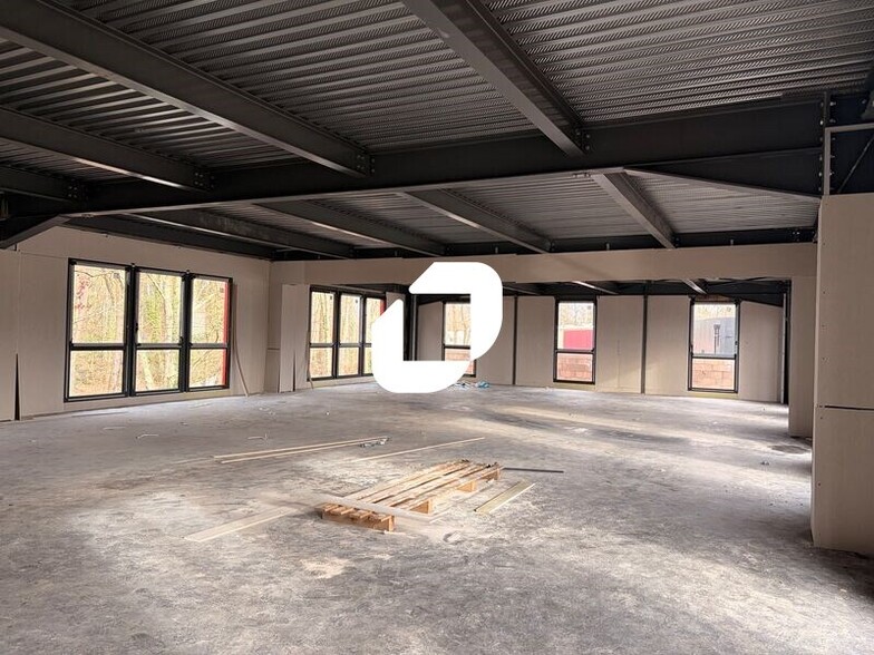Bureau dans Pessac à louer - Photo de l’immeuble – Image 2 sur 6