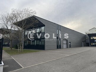 Plus de détails pour Local d’activités à vendre