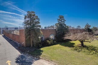 Plus de détails pour 75 Austin Blvd, Commack, NY - Industriel/Logistique à louer