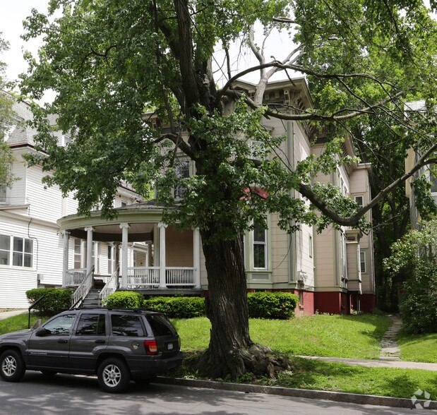 106 S Lake Ave, Albany, NY à vendre - Photo de l’immeuble – Image 3 sur 5