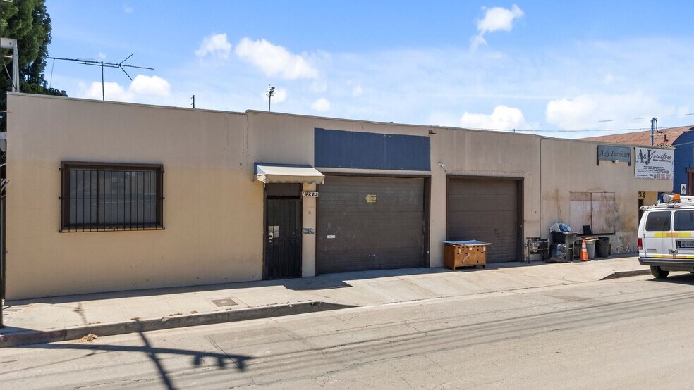 14222-14226 Aetna St, Van Nuys, CA à vendre - Photo principale – Image 1 sur 35