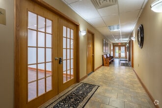 411 W Lake Lansing Rd, East Lansing, MI à louer Photo intérieure– Image 2 sur 6