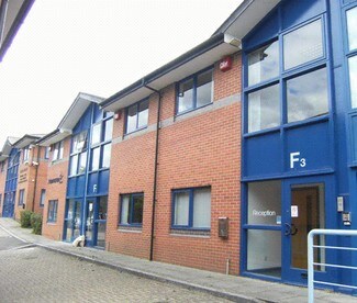 Plus de détails pour Standard Way, Fareham - Bureau à louer