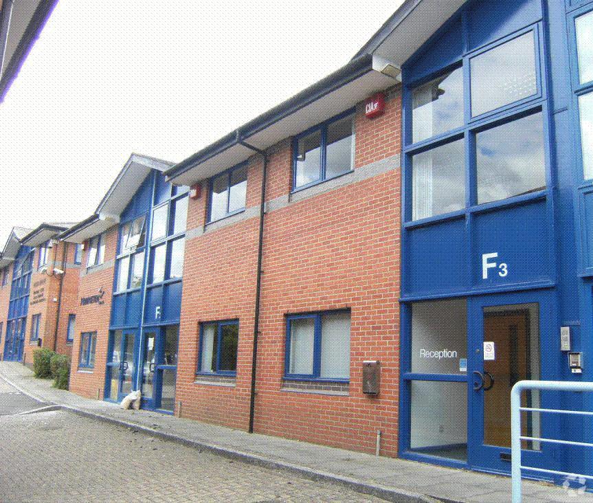 Standard Way, Fareham à louer Photo principale– Image 1 sur 6