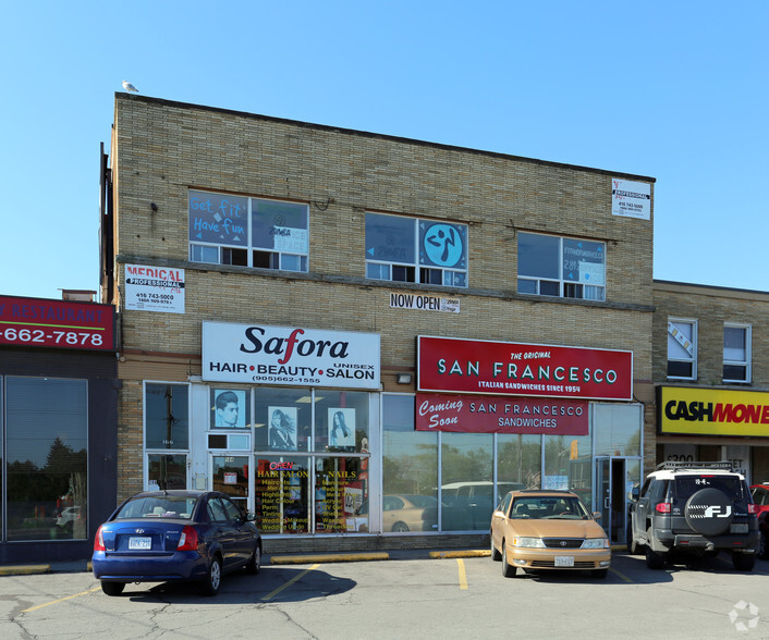 160-172 Highway 8 & 150 Gray Road Stoney portefeuille de 4 biens à vendre sur LoopNet.fr - Photo principale – Image 2 sur 4