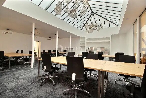 Bureau dans Paris à louer - Photo de l’immeuble – Image 3 sur 11
