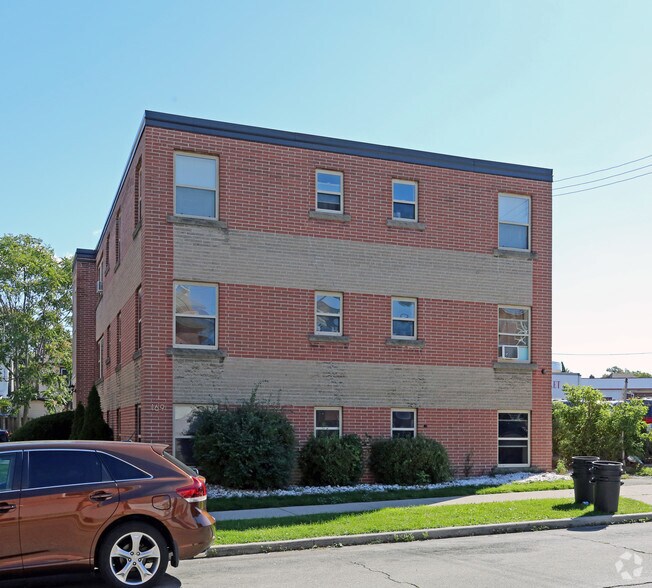 169 Park Row S, Hamilton, ON à vendre - Photo de l’immeuble – Image 3 sur 3