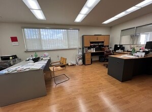 1415 Newton St, Los Angeles, CA à louer Photo de l’immeuble– Image 1 sur 3