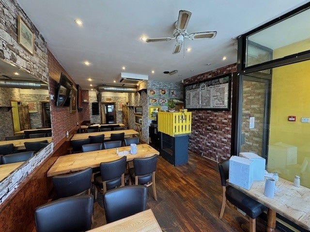 276 Northfield Av, Londres à louer Photo intérieure– Image 1 sur 8