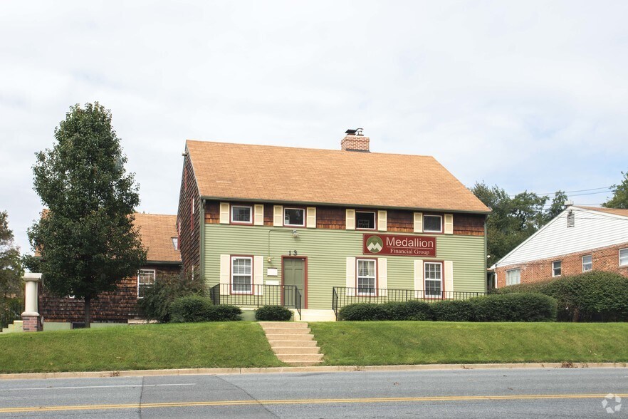 13-15 E Deer Park Dr, Gaithersburg, MD à vendre - Photo principale – Image 1 sur 5