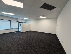 11701 S Belcher Rd, Largo, FL à louer Photo intérieure– Image 1 sur 7