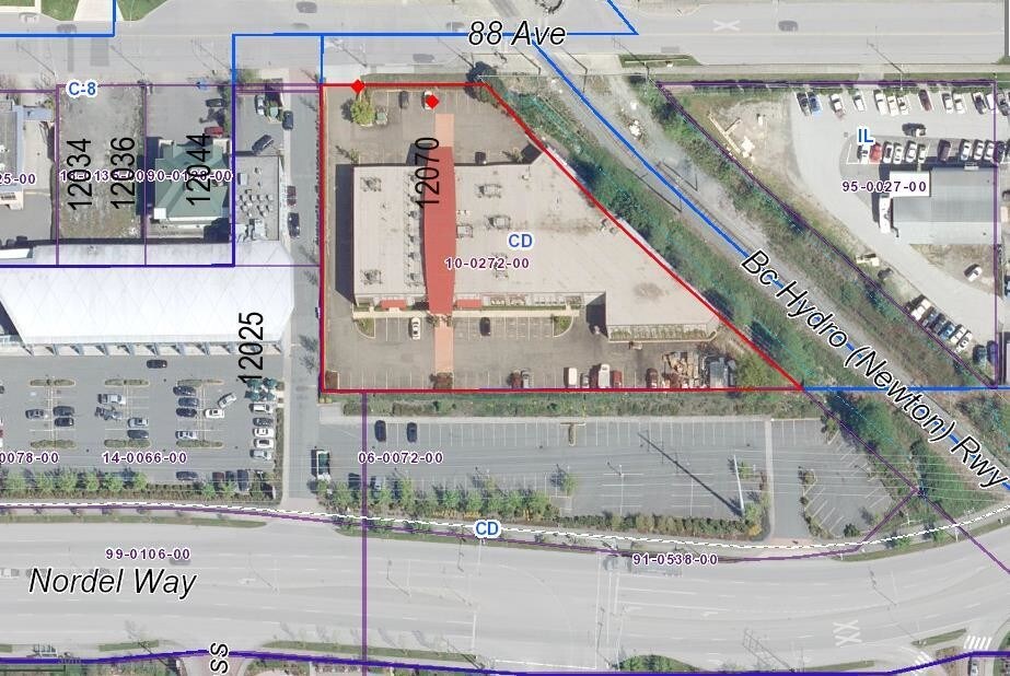 12070 88 Ave, Surrey, BC à vendre Photo principale– Image 1 sur 33