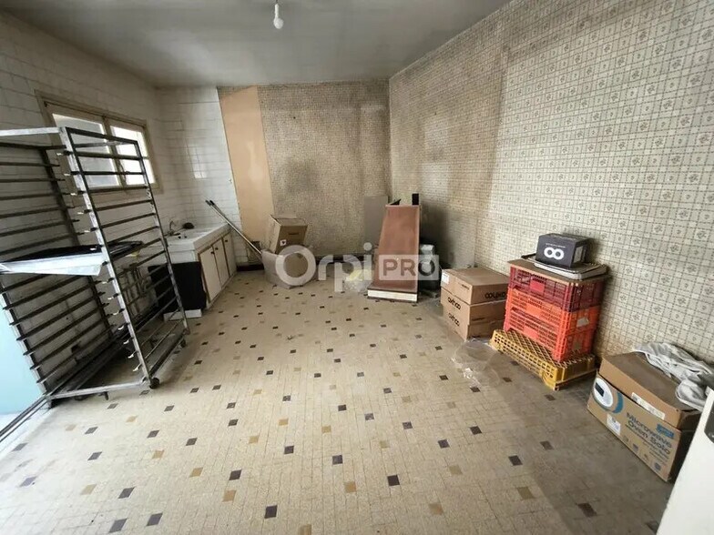 Local commercial dans Brive-la-Gaillarde à vendre - Photo intérieure – Image 2 sur 8