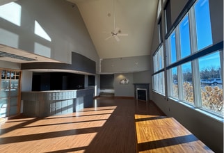 4904 S Minnesota Ave, Sioux Falls, SD à louer Photo de l’immeuble– Image 1 sur 8
