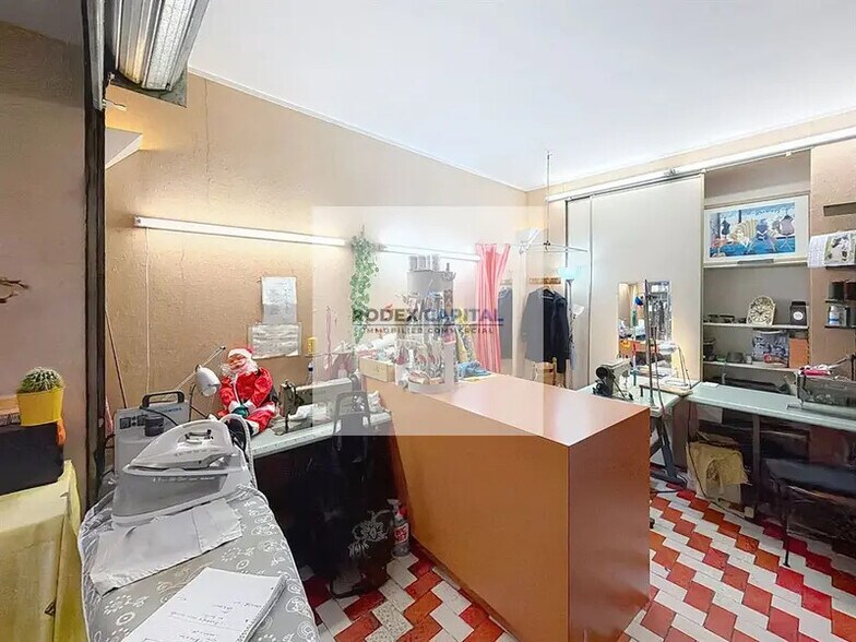 Local commercial dans Paris à louer - Photo intérieure – Image 3 sur 3