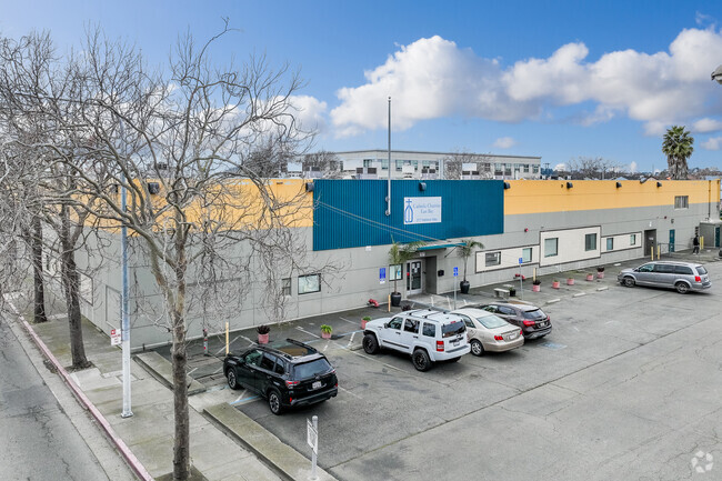 Plus de détails pour 217 Harbour Way, Richmond, CA - Industriel/Logistique à louer