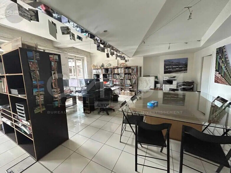 Bureau dans Lyon à louer - Photo de l’immeuble – Image 2 sur 3