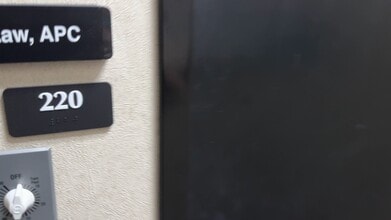 1901 1st Ave, San Diego, CA à louer - Vidéo sur l’annonce professionnelle 