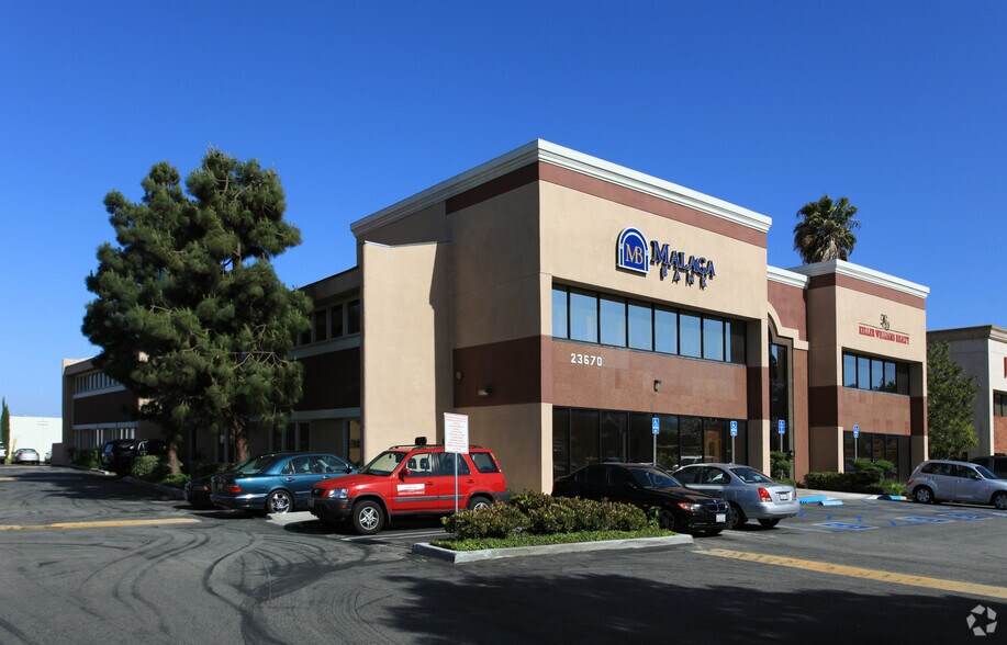 23670 Hawthorne Blvd, Torrance, CA à louer - Photo principale – Image 1 sur 15