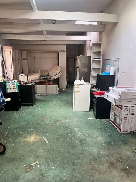 Local commercial dans Paris à vendre - Photo de l’immeuble – Image 1 sur 3