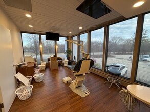 3500 Western Ave, Highland Park, IL à louer Photo intérieure– Image 2 sur 11