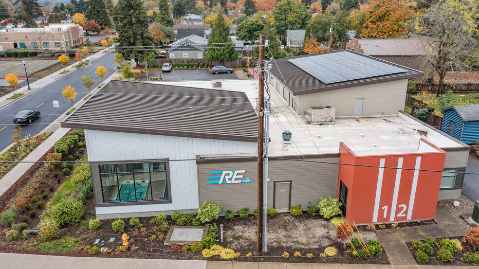 1025 2nd St NW, Salem, OR à vendre - Photo de l’immeuble – Image 2 sur 45