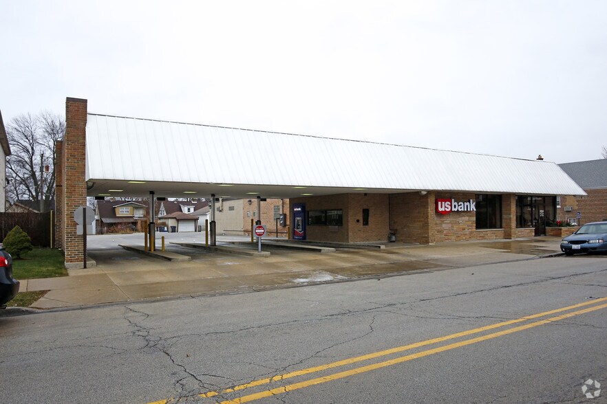 4231 Joliet Ave, Lyons, IL à vendre - Photo de l’immeuble – Image 3 sur 13