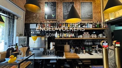 Local commercial dans Barcelone, Barcelona à louer Photo intérieure– Image 1 sur 6