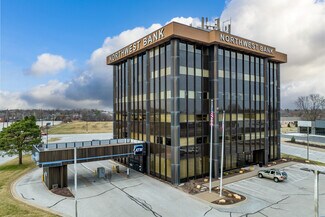 Plus de détails pour Bank Towers Portfolio – Bureau à vendre