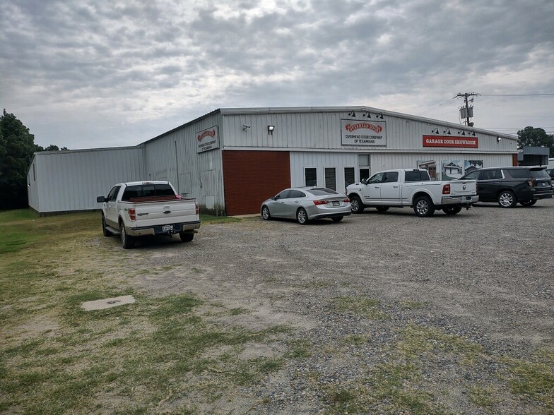 6014 State Line Ave, Texarkana, TX à louer - Photo de l’immeuble – Image 1 sur 11