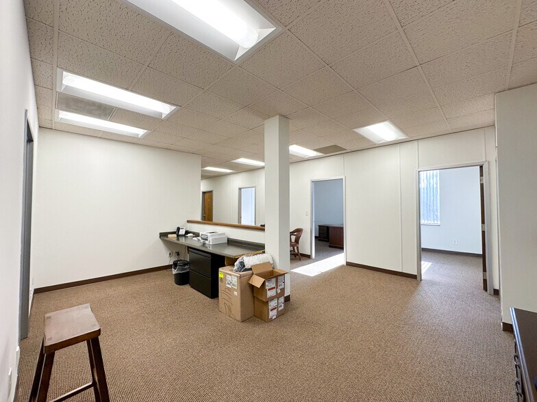 3901 Barrett Dr, Raleigh, NC à louer - Photo de l’immeuble – Image 3 sur 9