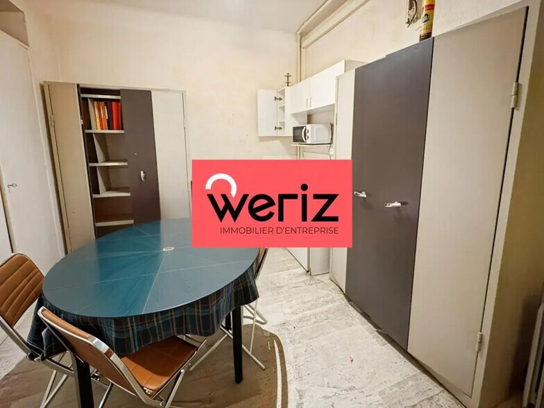 Bureau dans Marseille à vendre - Photo de l’immeuble – Image 1 sur 4