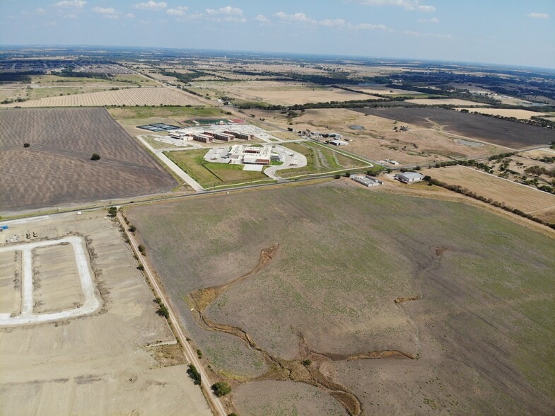 2810 N Louisiana Dr, Celina, TX à vendre - Photo principale – Image 1 sur 12