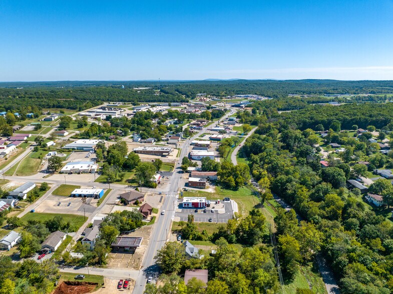 375 E High St, Potosi, MO à louer - Aérien – Image 1 sur 7