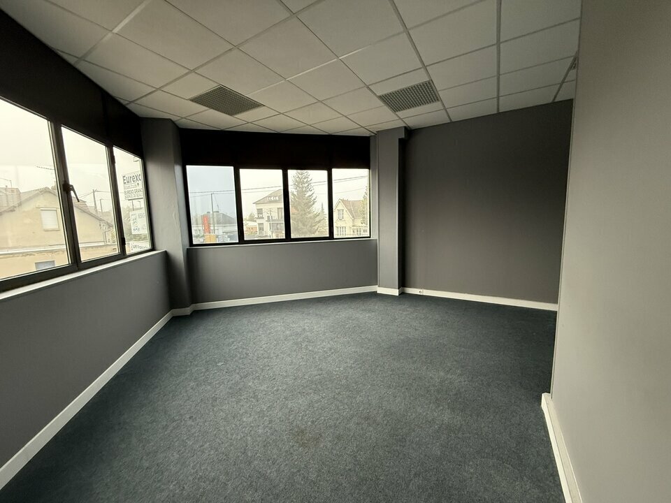 Bureau dans Beauvais à louer Photo intérieure– Image 1 sur 33