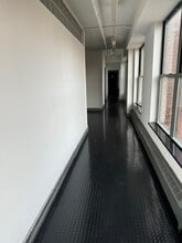 26 Bruckner Blvd, Bronx, NY à louer Photo intérieure– Image 2 sur 8