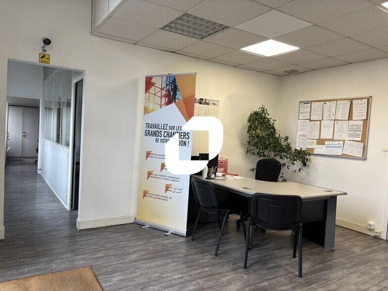 Bureau dans Eysines à louer - Photo intérieure – Image 3 sur 8