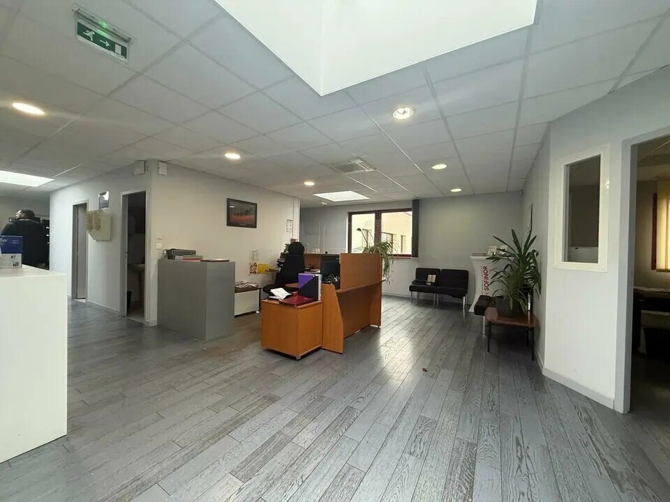 Bureau dans Évreux à louer Photo intérieure– Image 1 sur 19