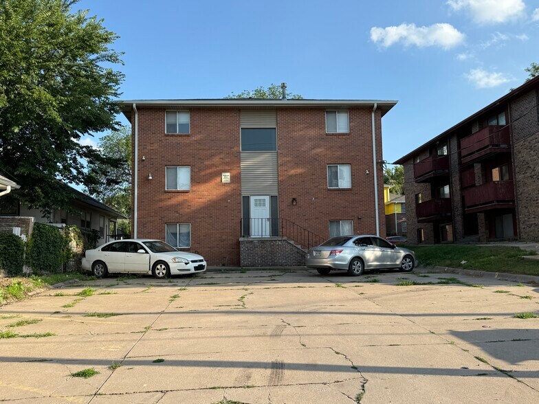 1942 G St, Lincoln, NE à vendre - Photo de l’immeuble – Image 3 sur 20