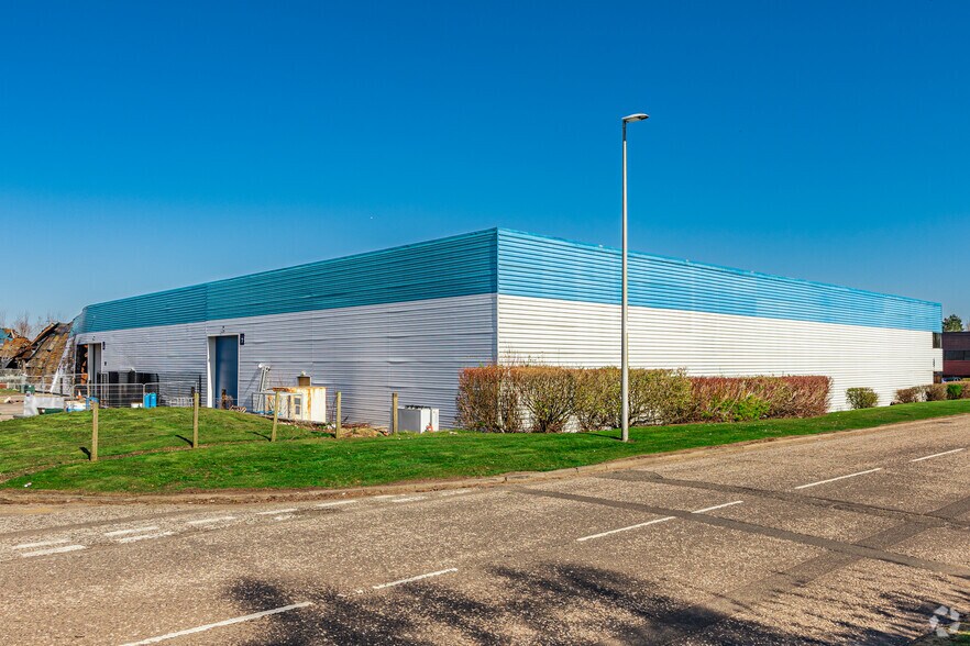 3-7 Hutton Sq, Livingston à louer - Photo de l’immeuble – Image 2 sur 2