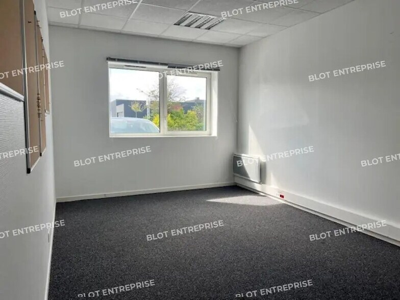 Bureau dans Trégueux à louer - Photo intérieure – Image 3 sur 3