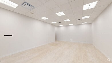 3420 NW 27th Ave, Pompano Beach, FL à louer Numérisation 3D Matterport– Image 1 sur 8