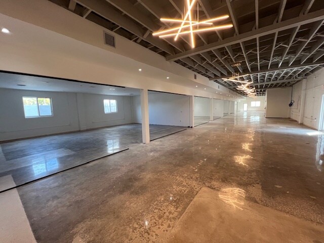 560 NW 29th St, Miami, FL à louer - Photo intérieure – Image 3 sur 10