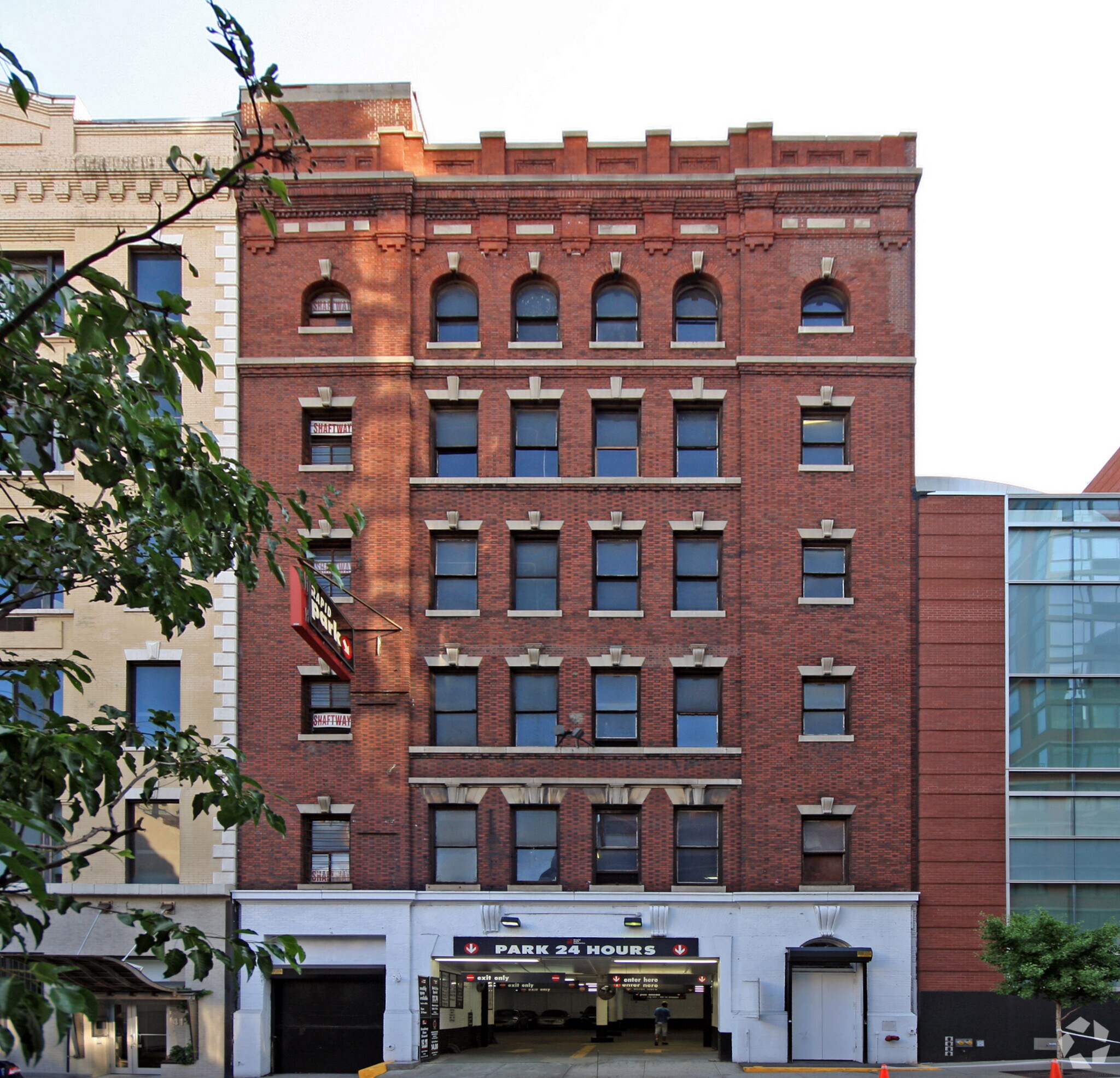 411 W 55th St, New York, NY à louer Photo principale– Image 1 sur 4